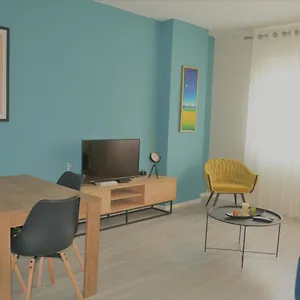 Cozy Central Apartment